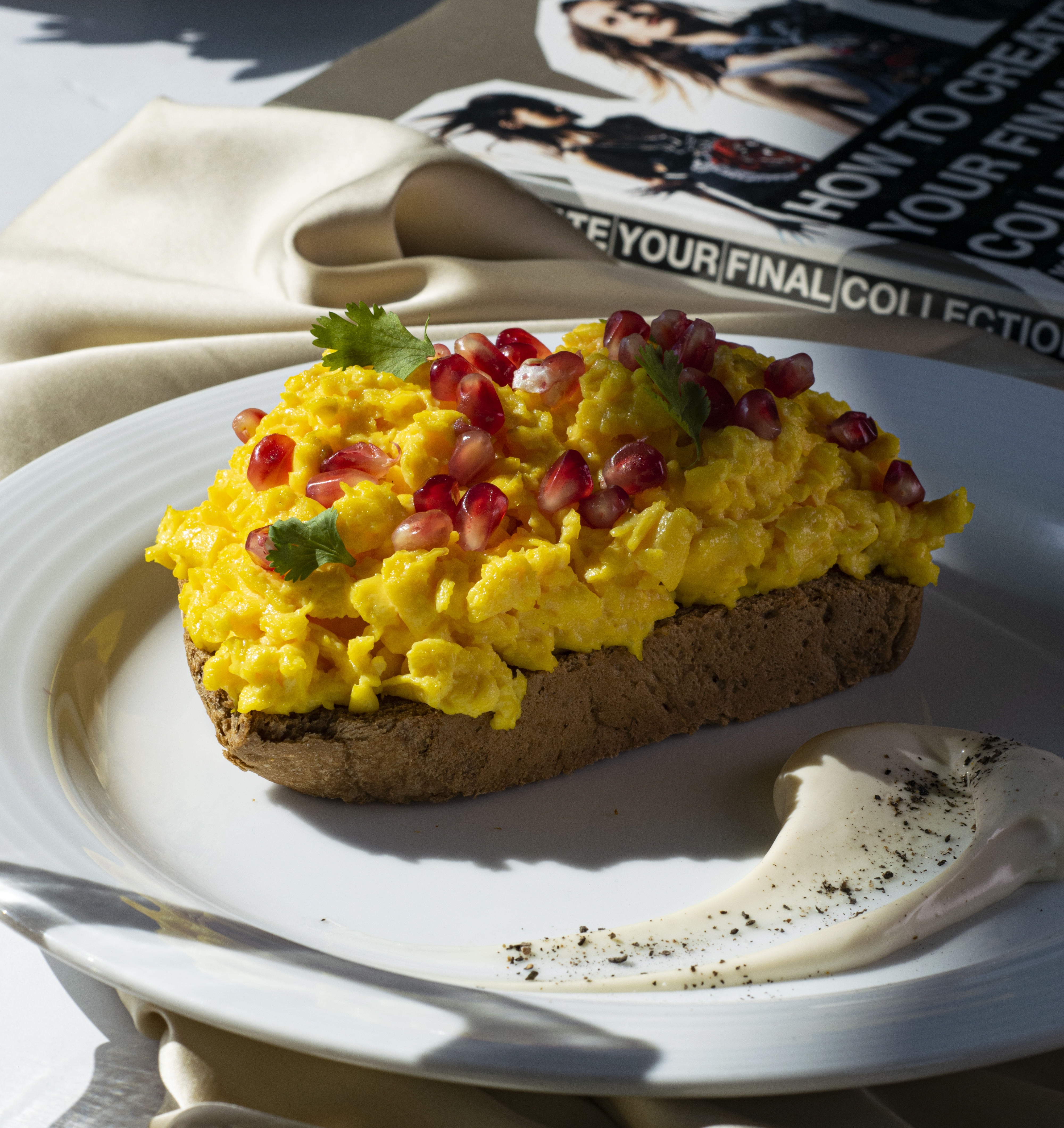 Scrambled Eggs — Food Photography